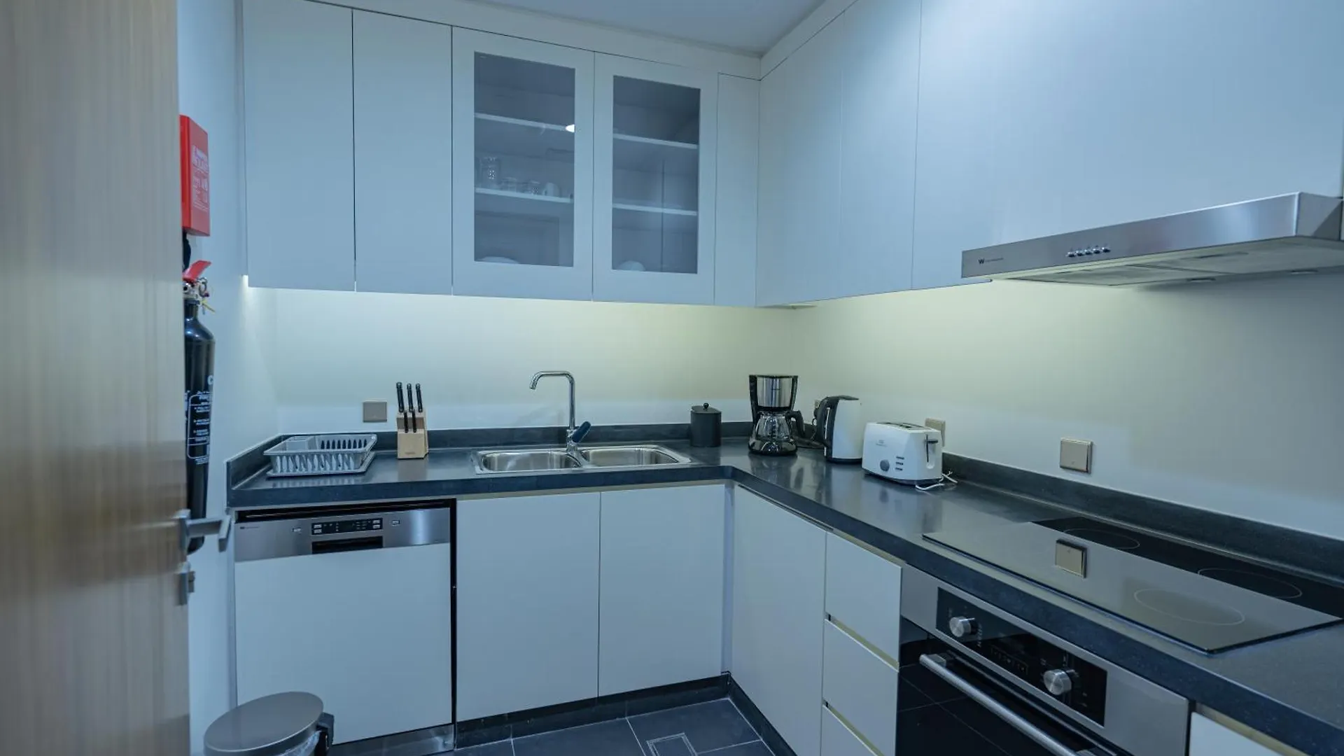 Damac Towers Olaya By Selsal Hotel Riyadh 4*,